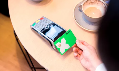 Pay contactless with your Pluxee Lunch card