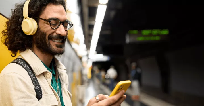 Profitez des nouvelles fonctionnalités d'accessibilité de la nouvelle App Pluxee au Luxembourg pour gérer vos chèques repas et chèques cadeaux