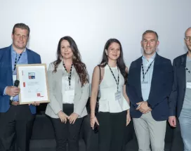 Une partie de l'équipe de Pluxee Luxembourg recevant la certification best workplaces 2025; attestant de la qualité de vie chez Pluxee et du respect de la diversité et parité
